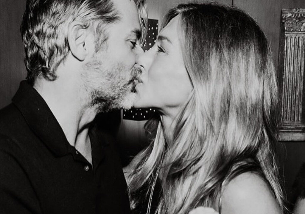 Cmgbc2de062 ca18 4a04 89aa e9bf82bd5833